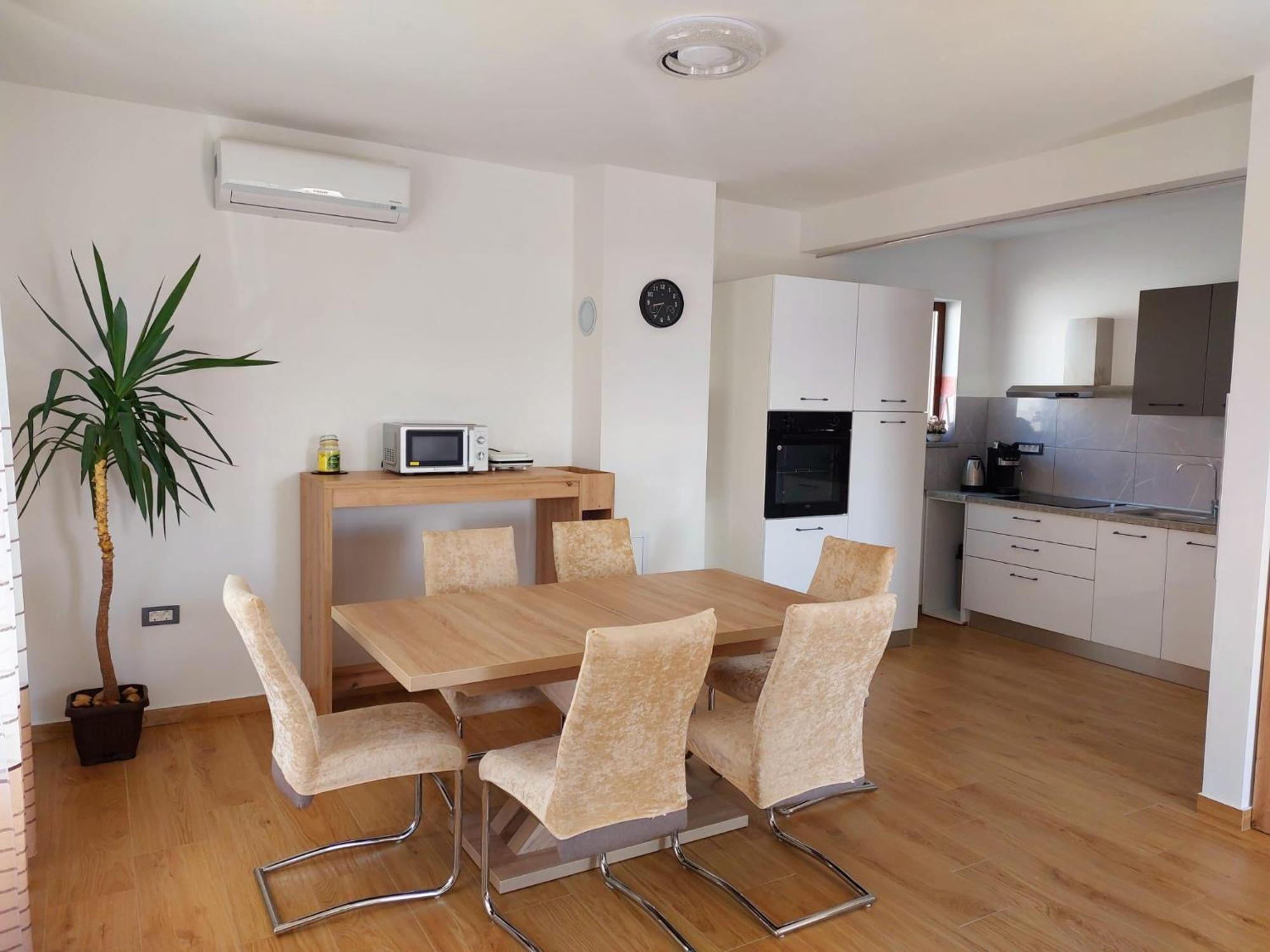 Apartmani Ivana Novi Novi Vinodolski Exterior foto